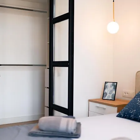 Tom's Luxury Zadar, Branimirova Obala *