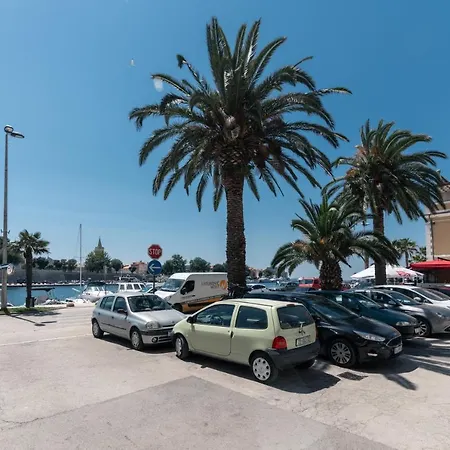 Daire Tom's Luxury Zadar, Branimirova Obala *