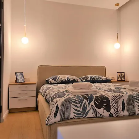 Tom's Luxury Zadar, Branimirova Obala Zadar