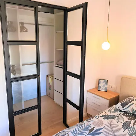 Tom's Luxury Zadar, Branimirova Obala