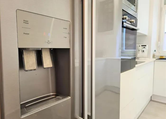 Tom's Luxury Zadar, Branimirova Obala Zadar